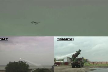 آزمایش موفق سامانه یکپارچه پدافند هوایی هند با لیزر و موشک