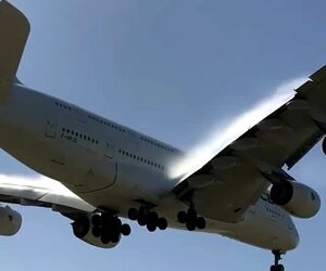 اسلوموشن تقرب A380