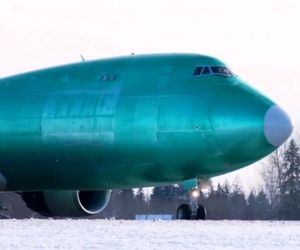 تاکسی کردن آخرین ۷۴۷ ساخته شده
