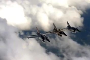 تصاویری فوق العاده‌ای از یک شکاری سبک موفق که اکنون 47 فروند از آن در نیروهای هوایی دنیا عملیاتی هستند.