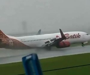 فرود عجیب و باورنکردنی هواپیما با یک چرخ در طوفان 