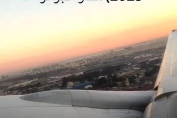 برخور‌د هواپیمای سعودی با دسته‌ای پرنده هنگام برخاست از الجزیره