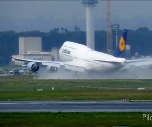 پیوستن بوئینگ ۷۴۷ لوفتهانزا به نیروی هوایی آمریکا