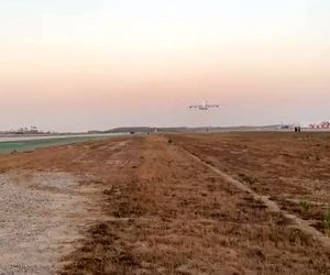 تیک‌آف و لندینگ بویینگ ۷۴۷ در فرودگاه بین‌المللی لس‌آنجلس LAX