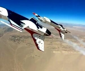 لذت پرواز با گروه تاندر بردز و F16