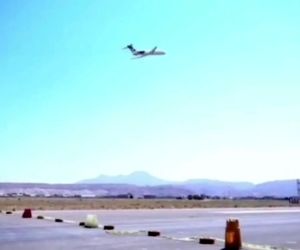 تداوم عملیات عمرانی باند آسفالته فرودگاه تبریز همزمان با بهره‌برداری از باند بتنی