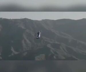 مانورهای هیجان انگیز هلیکوپتر BO105