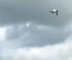 رپتور و مانورهایی دیدنی
