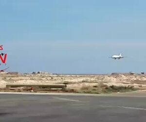 لندینگ در باند ۱۲ فرودگاه جزیره سیری