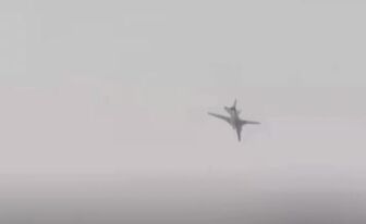 لحظه سقوط بمب‌افکن Tu-22M3 روسیه در منطقه ایرکوتسک