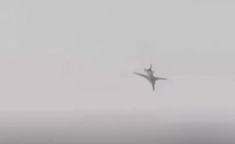 لحظه سقوط بمب‌افکن Tu-22M3 روسیه در منطقه ایرکوتسک