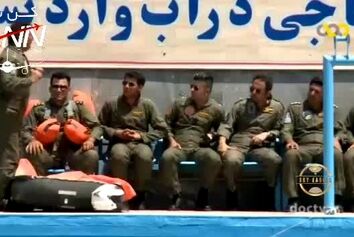 دوره آموزشی خلبانان نیروی هوایی ایران برای بقا و نجات در آب