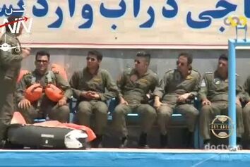 دوره آموزشی خلبانان نیروی هوایی ایران برای بقا و نجات در آب