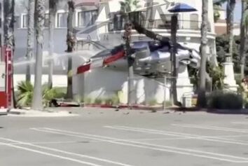 زخمی شدن ۵ تن طی سقوط بالگرد در کالیفرنیا