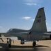 تست کنترل فرامین جنگنده F5 پیش از تیک‌آف برای اطمینان از عملکرد صحیح آن‌ها 