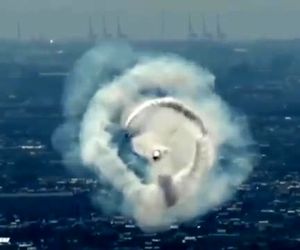 نمایش هوایی از زاویه‌ای دیگر 