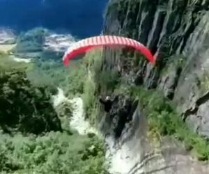 ویدیویی هیجان انگیز از گلاید کردن در دره 