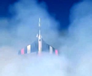 مهارت در کنترل هواپیمای رادیو کنترل 