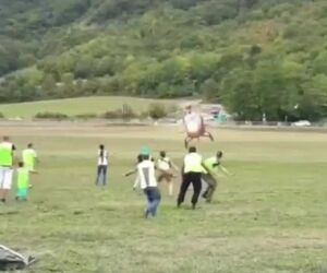 فرمان دادن به هلیکوپتر