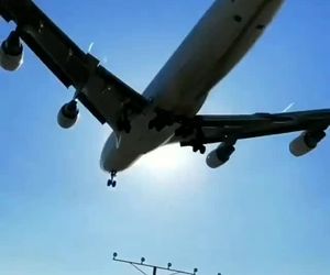 فرود بویینگ ۷۴۷ از نمایی فوق‌العاده