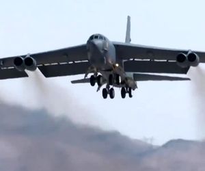 تیک‌آف بمب‌افکن B52 از پایگاه هوایی نلیس