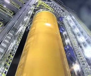 آیا مهندسان این تانکر موشک را با هدف خاصی در اینجا قرار داده‌اند؟