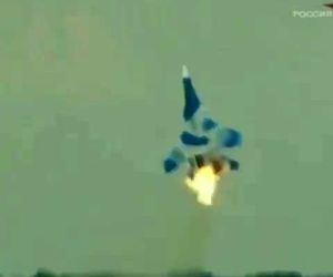 ویدیویی از عدم توانایی خلبان در کنترل جنگنده، برخورد با زمین و اجکت کردن خلبانان