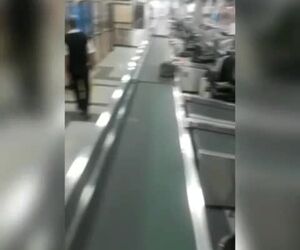فیلمی از ضد‌عفونی کردن فرودگاه اصفهان