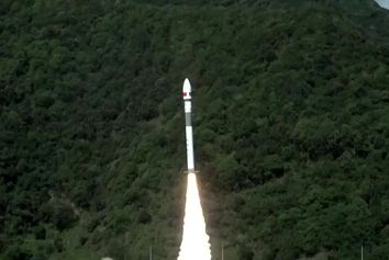 ماهواره سنجش از راه دور پاکستان با موفقیت به فضا رفت 