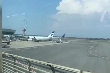 ایرباس A330 شرکت هواپیمایی جمهوری اسلامی ایران؛ هما در فرودگاه لئوناردو داوینچی شهر رم