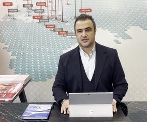 هواپیمایی آتا ۱۳ ساله شد