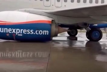 حادثه برای بوئینگ ۷۳۷
 سان‌اکسپرس در فرودگاه آنتالیا