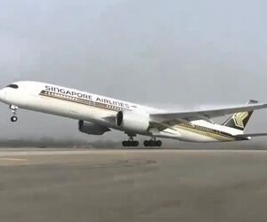 تیک‌آف ایرباس A350 شرکت هواپیمایی سنگاپور از فرودگاه بین‌المللی لس‌آنجلس (LAX) 