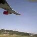 تقرب ملکه به باند فرود از نمایی جذاب
