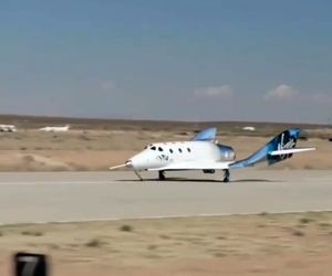 لحظه فرود فضاپیمای ویرجین گلکتیک