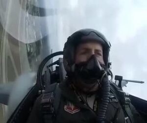 تصاویری از مانور جنگنده F16