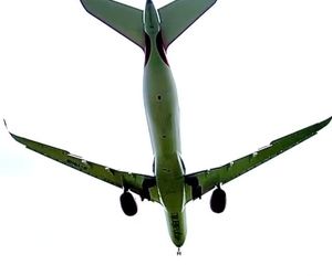 تایم لپس تقرب A350-1000 ویرجین آتلانتیک به فرودگاه هیترو لندن