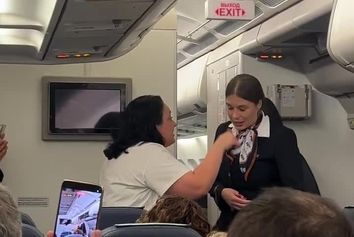 سیگار کشیدن مسافر در کابین هواپیما!