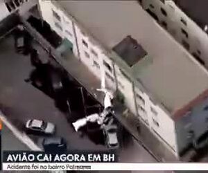 لحظه برخورد یک هواپیما به ساختمانی در برزیل