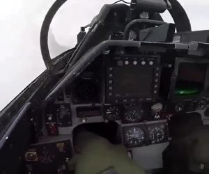 تجربه حضور در کابین عقب F16 نیروی دریایی ایالات متحده 
