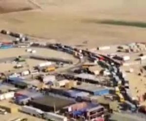 تصاویر هوایی از پارکینگ مرز مهران و صف کامیون‌ها
