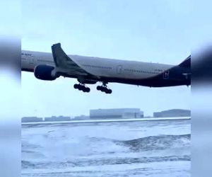 تصاویری از تیک‌آف بویینگ ۷۷۷ هواپیمایی ایروفلوت از فرودگاه شرمتیوو شهر مسکو