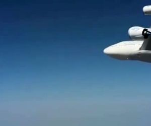  در تاریخ 13 مارس 2018، شرکت موتور سازی جنرال الکتریک، موتور GE9X را زیر بال بویینگ 747 مخصوص این شرکت نصب کرد تا این موتور را مورد آزمایش قرار دهد