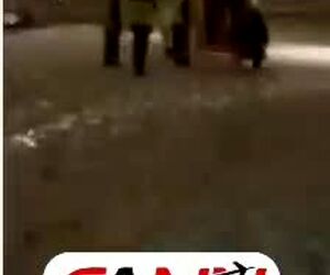 لحظه پیاده شدن مسافران از هواپیماى پرواز تهران کرمانشاه از دوربین مسافران. 