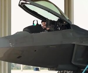 پیش در آمدی برای آغاز پرواز با F22 رپتور 
