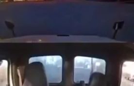 لحظه سقوط هواپیمای باری در آمریکا