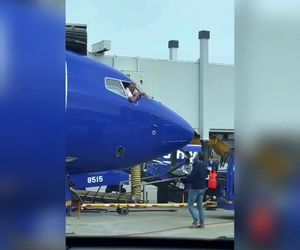 #طنز_هوانوردی 
وقتی خلبان وسایلاشو جا می‌ذاره