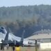 فرود اضطراری جنگنده ضربتی F-15 ایگل 