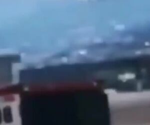 ویدیویی دیگر از لحظه خروج بویینگ ۷۵۷ DHL از باند در کاستاریکا
