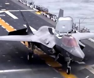 فرود عمودی و تیک‌آف در باند کوتاه توسط F35